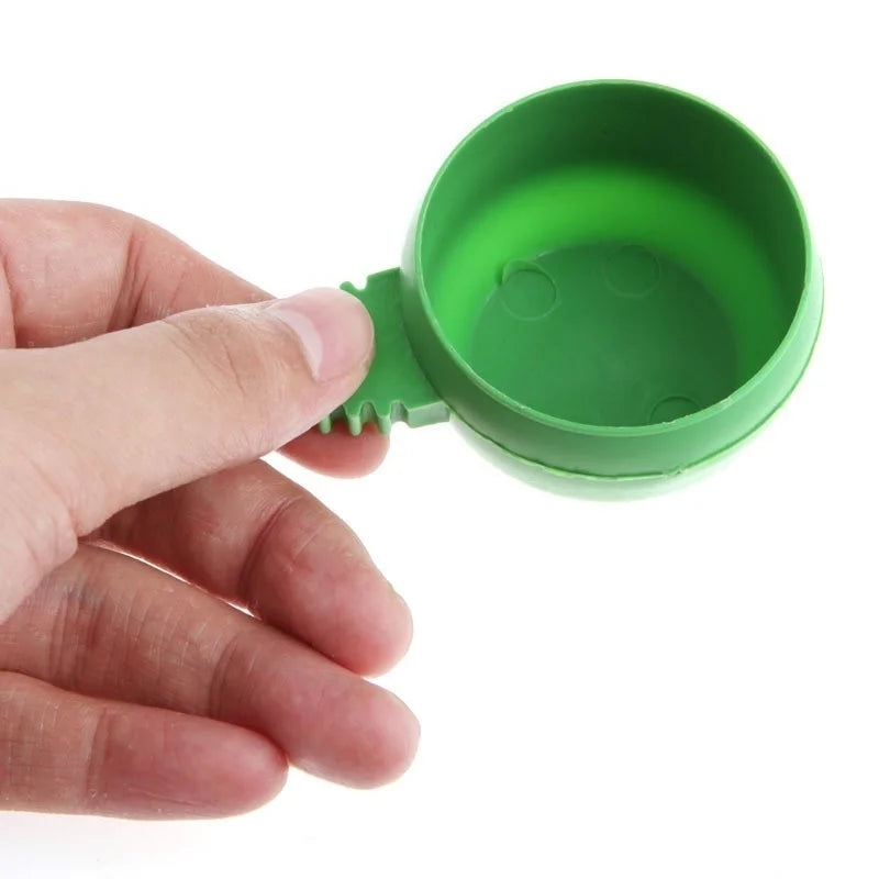 3Pcs/Set Green Plastic Parrot Mini Food Water Bowl