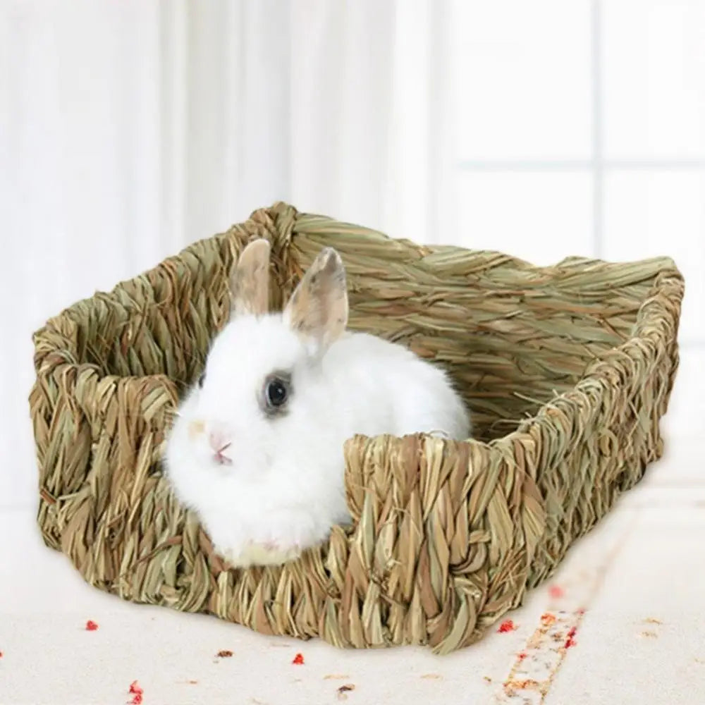 HOT SALES!!! Woven Grass Small Pet Rabbit Guinea Pig Cage Nest House Chew Toy Bed