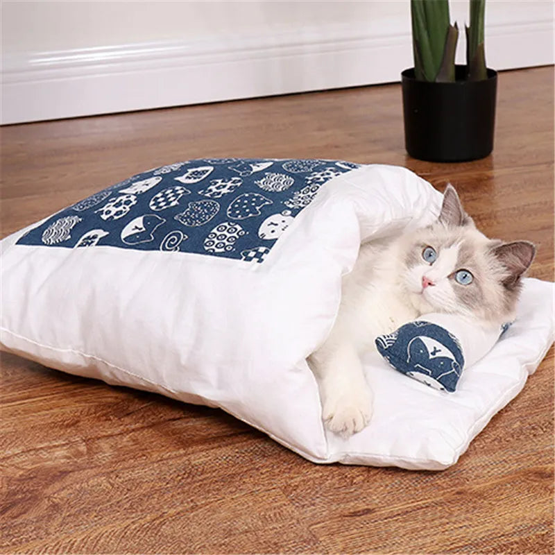 Deep Sleep Japanese-style Cat Bed with Removable Winter Sleeping Bag