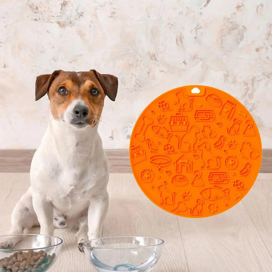 Convenient Silicone Licking Food Mat Dog Feeding Pad