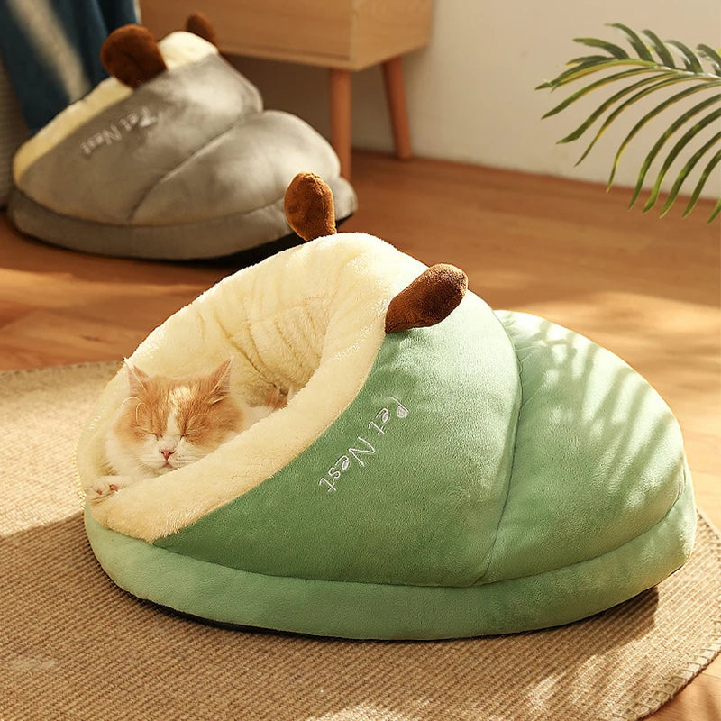 Cozy Winter Cat Bed with Plush Cushion for Small to Medium Cats