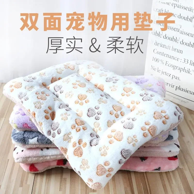 Pet Sleeping Mat Dog Bed Cat Soft Hair Thickened Blanket Pad Bed Home Washable Warm Bear Pattern Blanket Pet Supplies Fleece